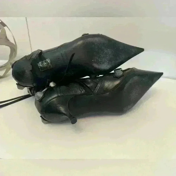 NWT BALENZIAGA Carole leather Bootie size 8 - Picture 8 of 10